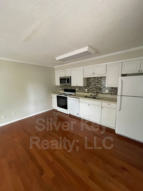 Foto del edificio - 12 Walcon Ln