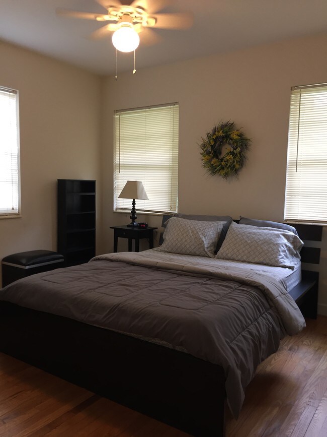 Dormitorio 2 - 991 SW 42nd Ave
