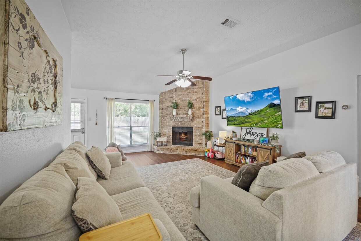 Building Photo - 2919 Creek Manor Dr