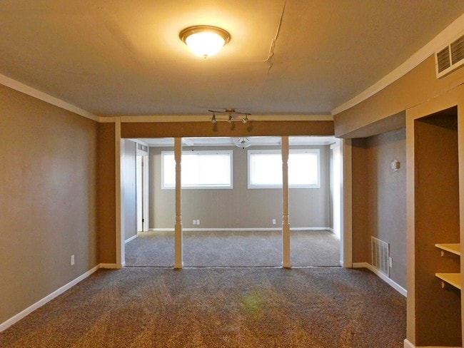Building Photo - 6701 Alder Ave
