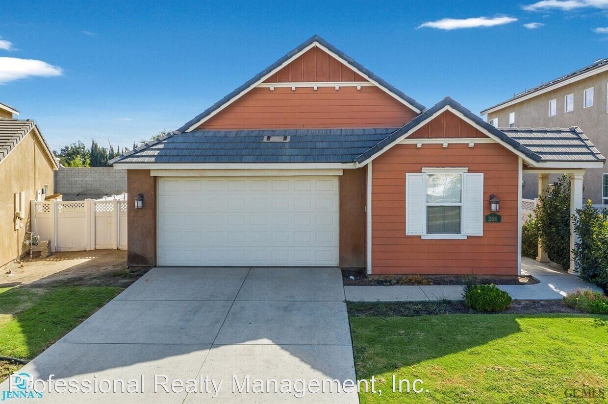 Foto principal - 3 br, 2 bath House - 206 SPIREA STREET