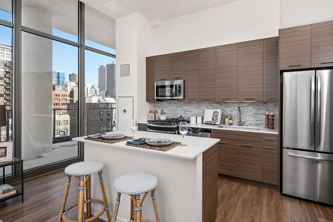 Building Photo - Next Apartments