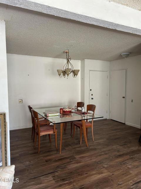 Foto del edificio - 5460 White Oak Ave