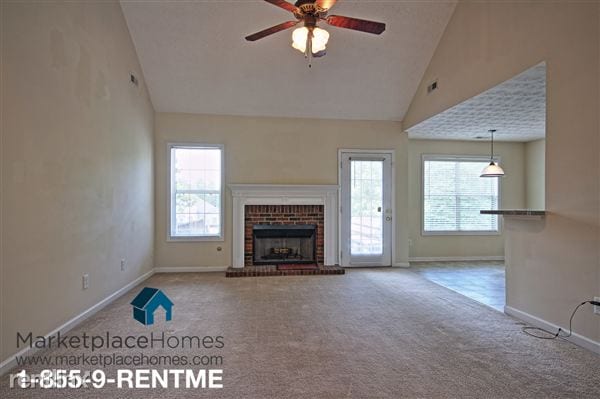 Building Photo - 9259 Willow Tree Ct