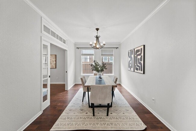 Building Photo - 2203 Bindon Dr
