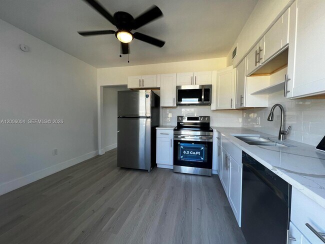 Foto del edificio - 2041 NW 2nd St