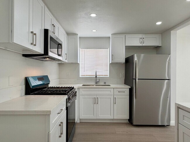 Foto del edificio - 2522-2524 Lancaster Ave