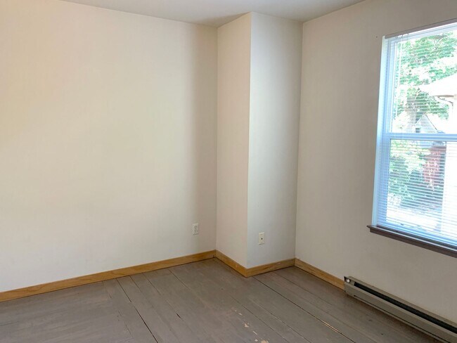 Foto del edificio - 209 W Mulberry St