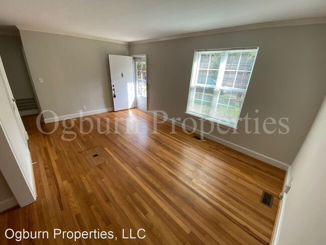 Building Photo - 2 br, 1 bath House - 2620-D GREENBRIER ROAD