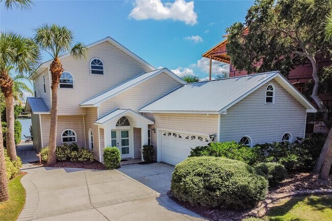 Building Photo - 1205 Bayshore Blvd