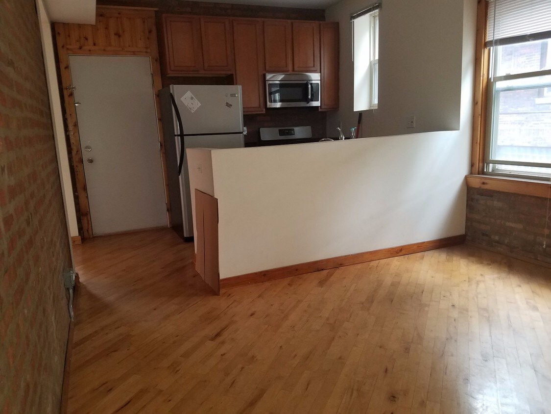 Foto principal - 5128 S Kimbark Ave