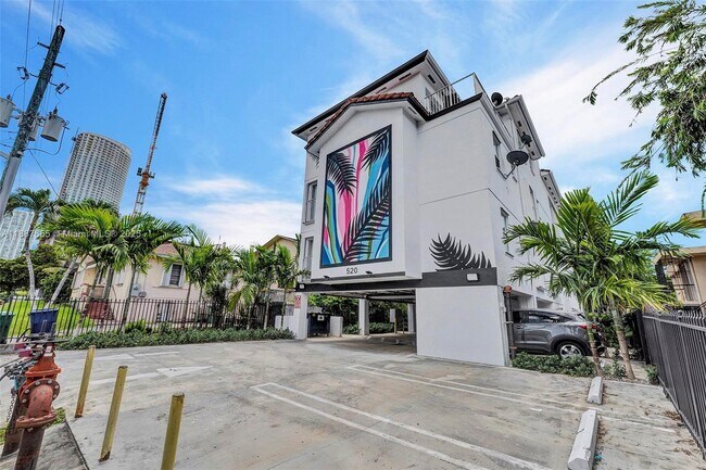 Foto del edificio - 520 SW 5th St