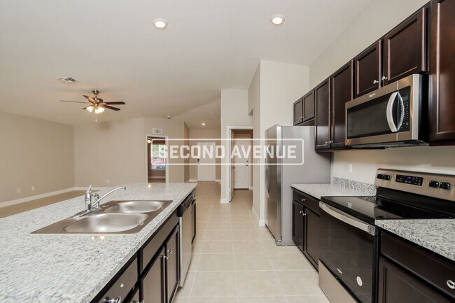 Foto del edificio - 550 Waterside Rd SE