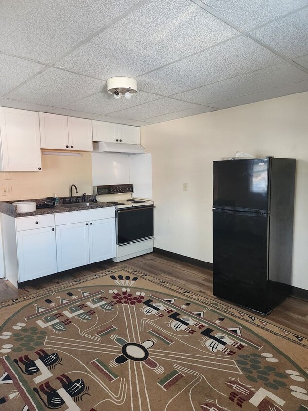 Building Photo - 125 E King St