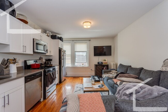 Foto del edificio - Nicely updated 2 bed in Brookline.