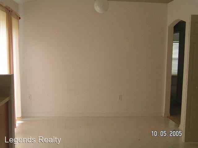 Building Photo - 4 br, 2 bath House - 3481 Trade Street  VO...