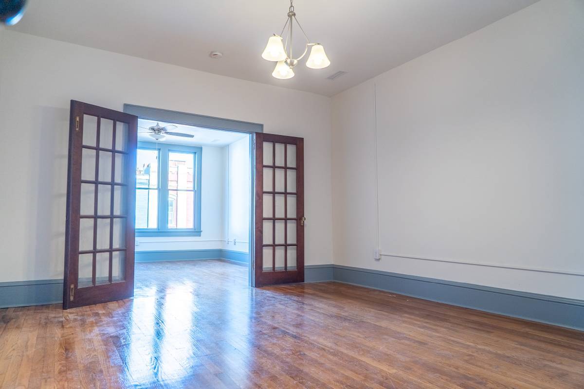 Foto del edificio - 87-A West Main