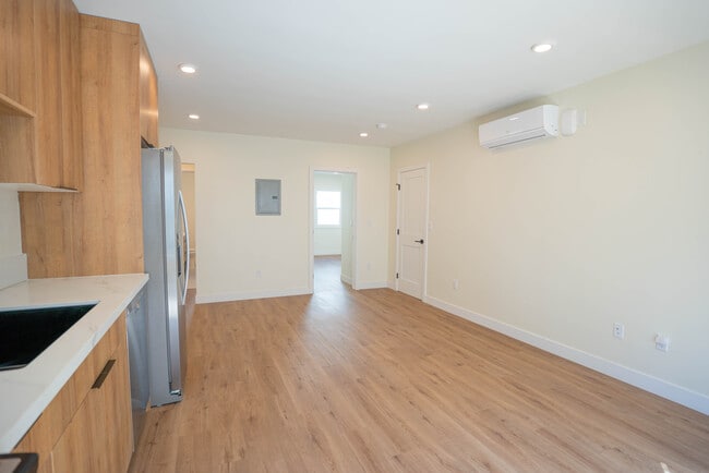 Foto del edificio - 1036 Westmoreland Ave