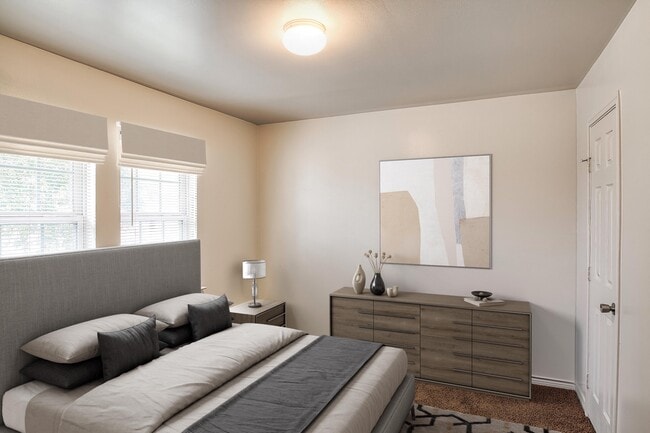 Building Photo - Chateau d'Orleans