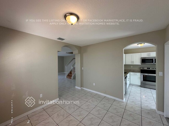 Foto del edificio - 4856 NW 116th Ct