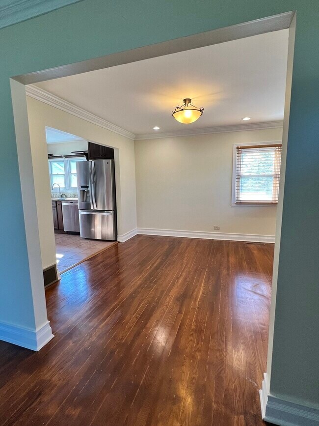 Foto del edificio - 8431 W 135th St