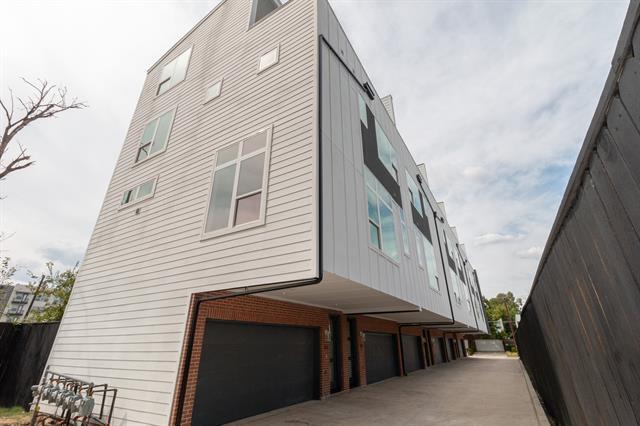 Foto del edificio - 4210 Roseland Ave