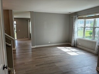 Foto del edificio - 367 McGrath Dr