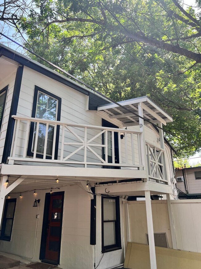 Building Photo - 4305 Avenue A