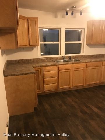 Building Photo - 3 br, 1 bath House - 2233 Kanawha Terrace