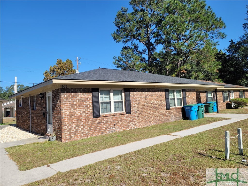 308 W 5th St, Rincon, GA 31326 Townhome Rentals in Rincon GA