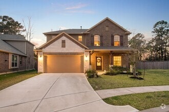 Building Photo - 7631 Willow School Dr