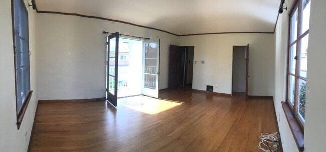 Building Photo - 141