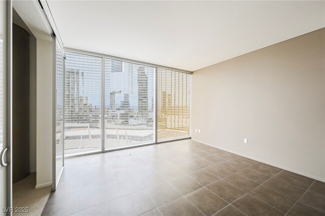 Building Photo - 3726 S Las Vegas Blvd