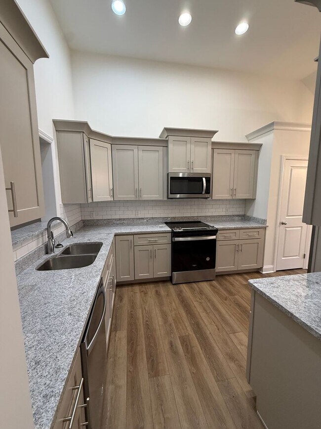 Foto del edificio - Ooltewah Rental 3 Bedrooms + Full Finished Basement