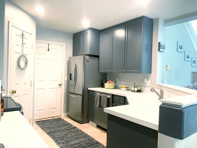 Foto del edificio - Remodeled and two master suites