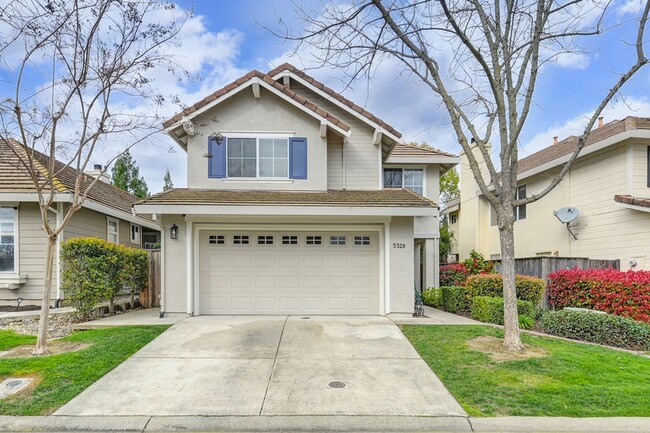 Building Photo - Beautiful East Roseville Home