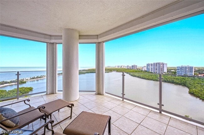 Building Photo - 60 Seagate Dr