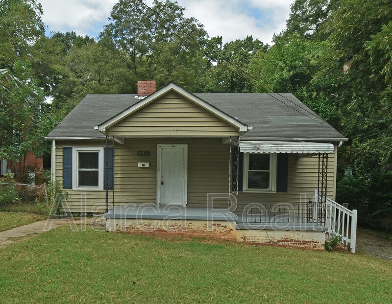 Foto principal - 2931 Rush Ave