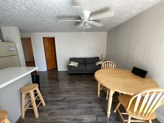 Foto del edificio - 4035 Brinker Ave