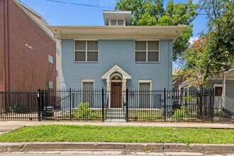 Building Photo - 412 Drew St
