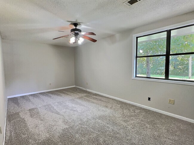 Building Photo - PINE LEVEL SCHOOL ZONE - 3 Bed 3 Bath Over 4,000 SQ FT on Acreage