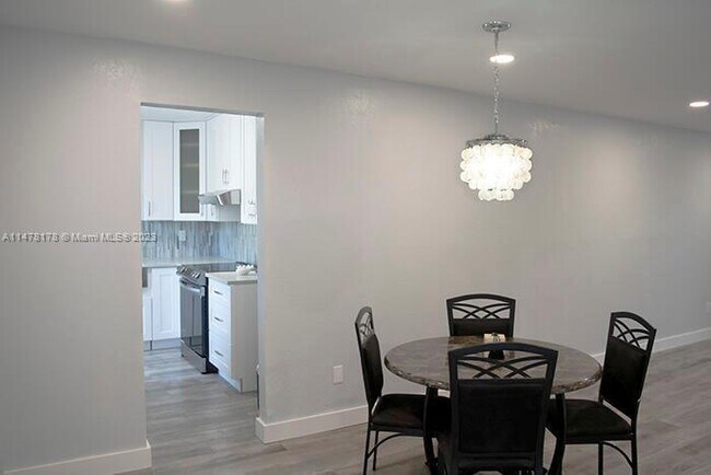 Foto del edificio - 813 Hummingbird Way