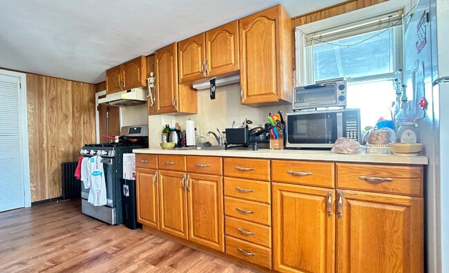 Foto del edificio - 28A Cherry St