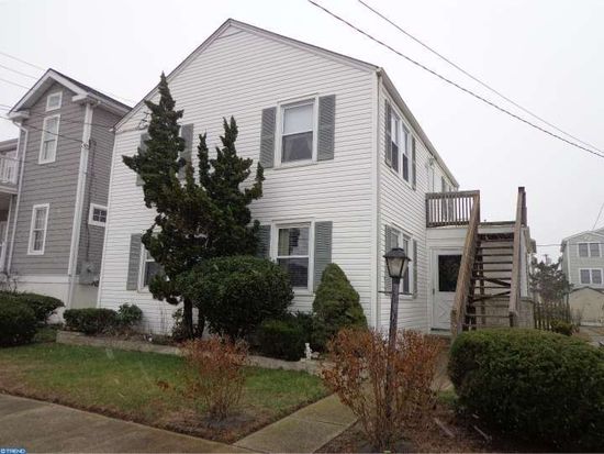 Foto principal - 1335 Simpson Ave