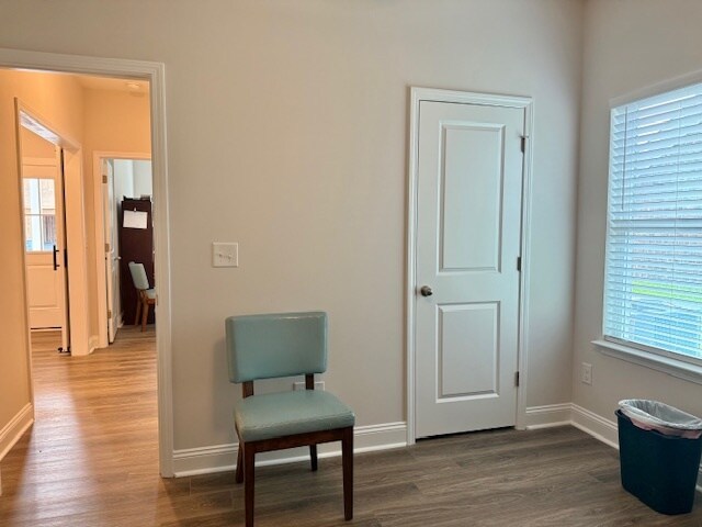 Building Photo - 3207 Benvill Ct