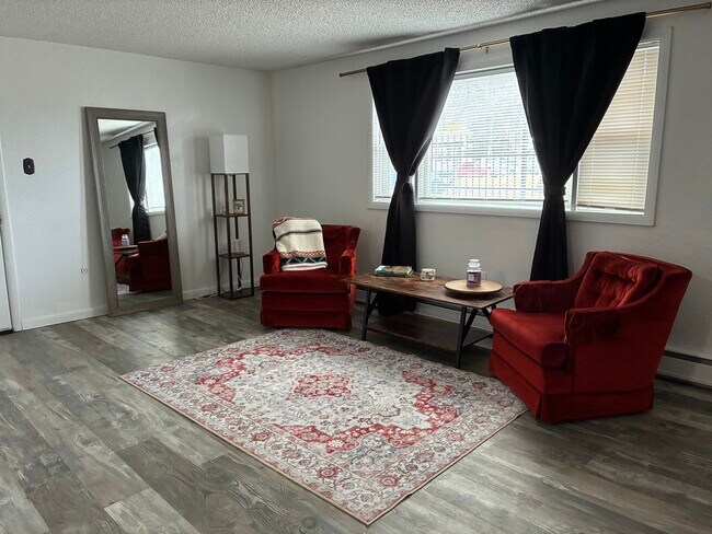 Foto del edificio - 2901 8th Ave N