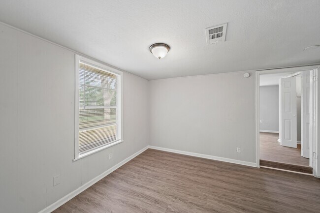 Building Photo - 1706 California St