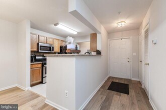 Building Photo - 8091 Lacy Dr