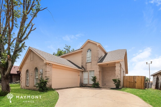 Building Photo - 3336 Bellville Dr