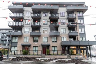 Building Photo - 13439-1394A 94a Ave